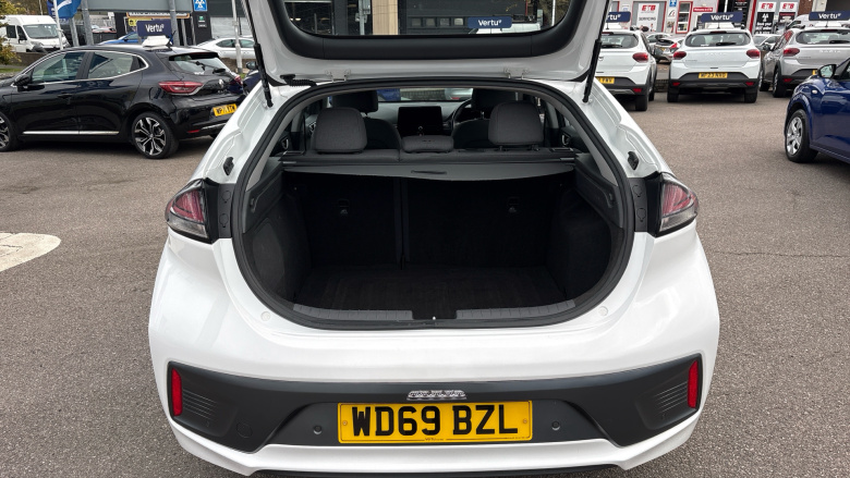 Hyundai IONIQ 1.6 GDi Hybrid 1st Edition 5dr DCT Hybrid Hatchback